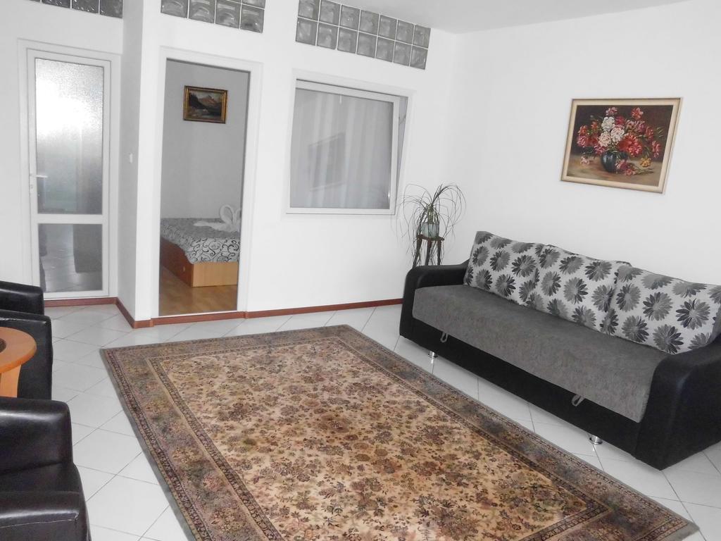Casa Verde Orşova Exterior foto