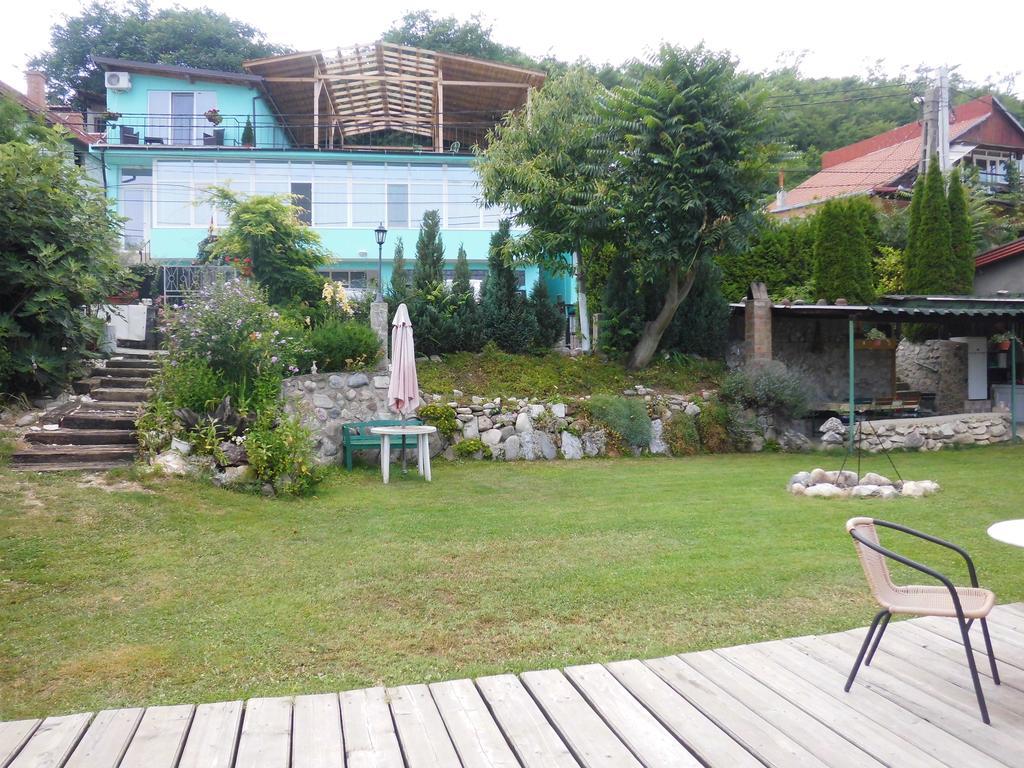 Casa Verde Orşova Exterior foto