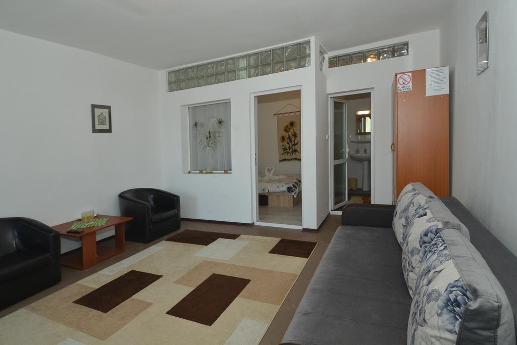 Casa Verde Orşova Exterior foto
